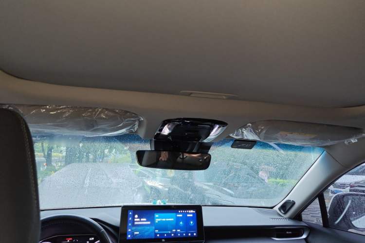 Used Toyota Venza 2022 2.0L CVT Two-Wheel Drive Prestige Edition Headliner