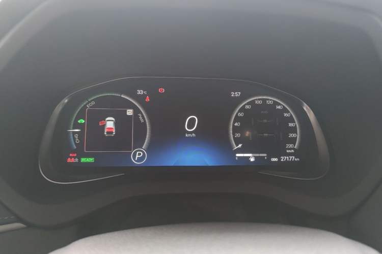 Used Toyota Venza 2022 Dual-Engine 2.5L CVT Four-Wheel Drive Supreme Edition Instrument Cluster