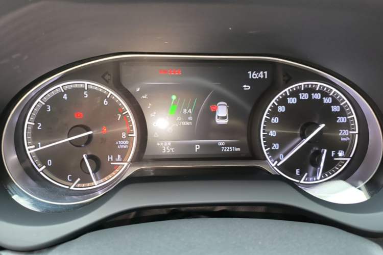 Used Toyota Venza 2022 2.0L CVT Two-Wheel Drive Prestige Edition Instrument Cluster