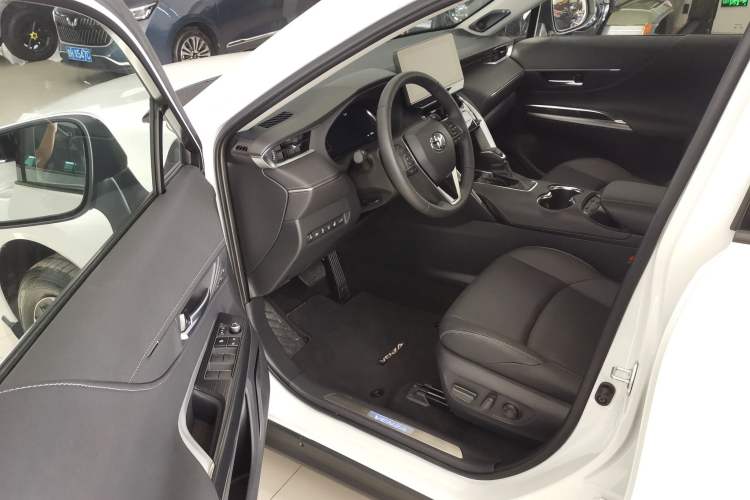 Used Toyota Venza 2022 Dual-Engine 2.5L CVT Four-Wheel Drive Supreme Edition Interior 2