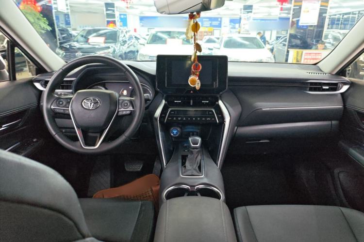 Used Toyota Venza 2022 Dual-Engine 2.5L CVT Two-Wheel Drive Luxury Edition Interior 3