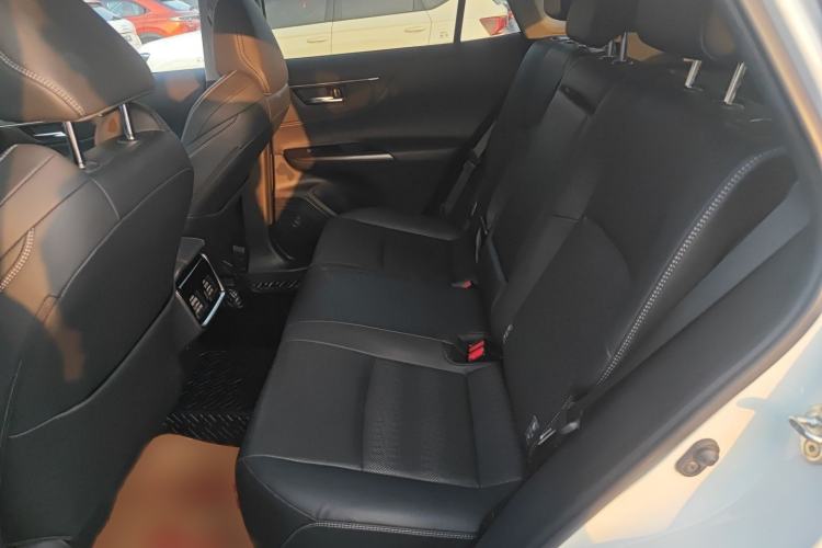 Used Toyota Venza 2022 2.0L CVT Four-Wheel Drive Supreme Edition Interior 4