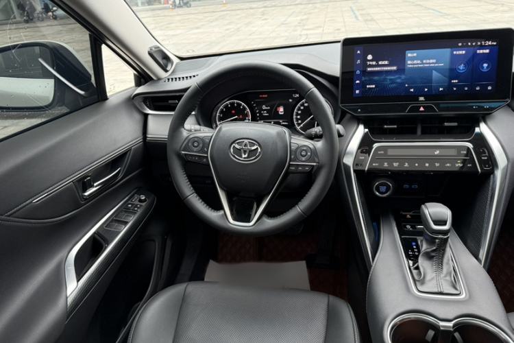 Used Toyota Venza 2022 2.0L CVT Two-Wheel Drive Prestige Edition Interior 7