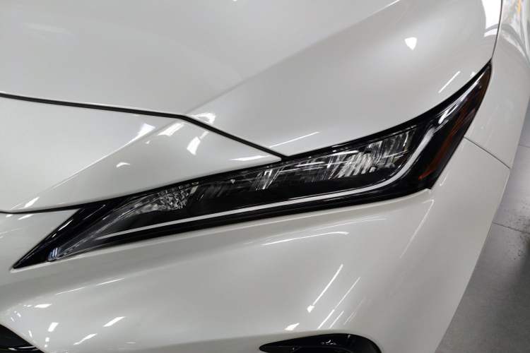 Used Toyota Venza 2022 Dual-Engine 2.5L CVT Two-Wheel Drive Luxury Edition Left Front Headlight