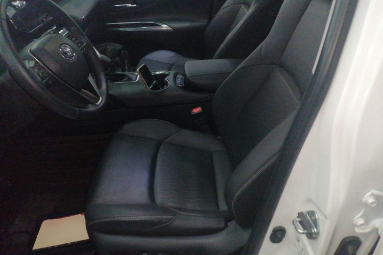 Used Toyota Venza 2022 2.0L CVT Two-Wheel Drive Prestige Edition Left Front Seat