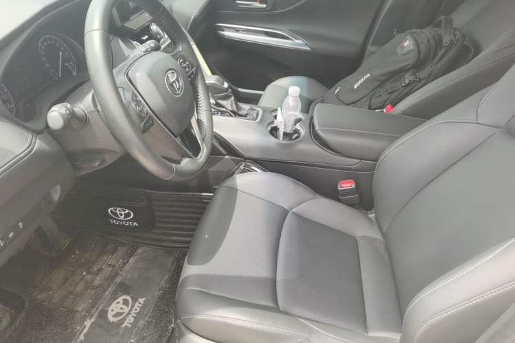 Used Toyota Venza 2022 2.0L CVT Two-Wheel Drive Luxury Edition Left Front Seat