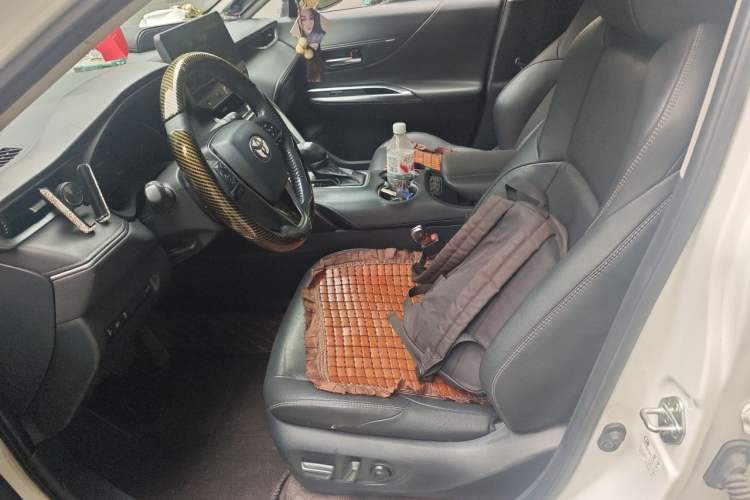 Used Toyota Venza 2022 2.0L CVT Two-Wheel Drive Prestige Edition Left Front Seat