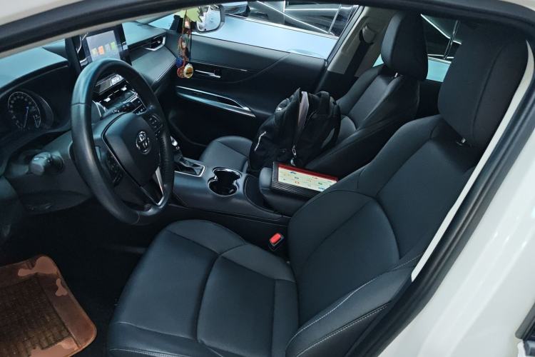 Used Toyota Venza 2022 Dual-Engine 2.5L CVT Two-Wheel Drive Luxury Edition Left Front Seat