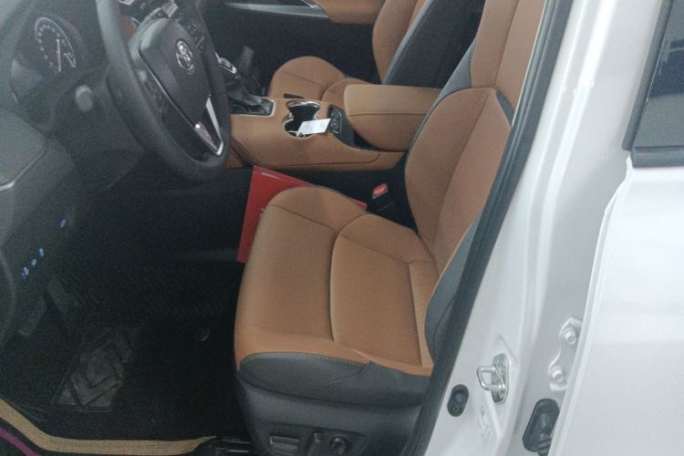 Used Toyota Venza 2022 2.0L CVT Two-Wheel Drive Prestige Edition Left Front Seat