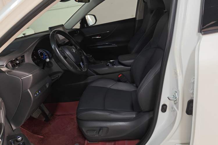 Used Toyota Venza 2022 Dual-Engine 2.5L CVT Two-Wheel Drive Luxury Edition Left Front Seat