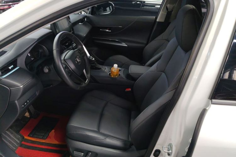Used Toyota Venza 2022 Dual-Engine 2.5L CVT Two-Wheel Drive Luxury Edition Left Front Seat