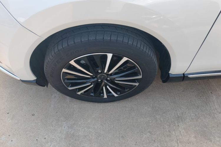 Used Toyota Venza 2022 2.0L CVT Two-Wheel Drive Prestige Edition Left Front Wheel Hub