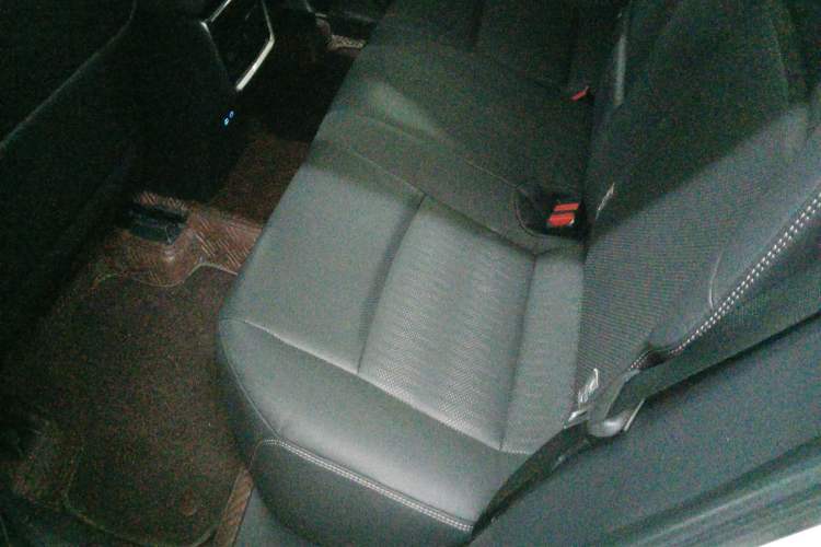 Used Toyota Venza 2022 2.0L CVT Four-Wheel Drive Supreme Edition Left Rear Seat