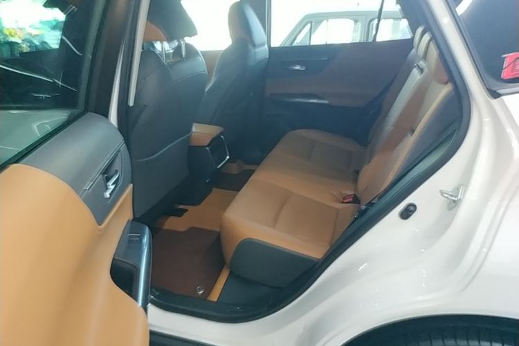 Used Toyota Venza 2022 2.0L CVT Two-Wheel Drive Prestige Edition Left Rear Seat