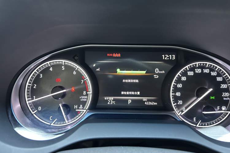 Used Toyota Venza 2022 2.0L CVT Two-Wheel Drive Prestige Edition Odometer Close Up