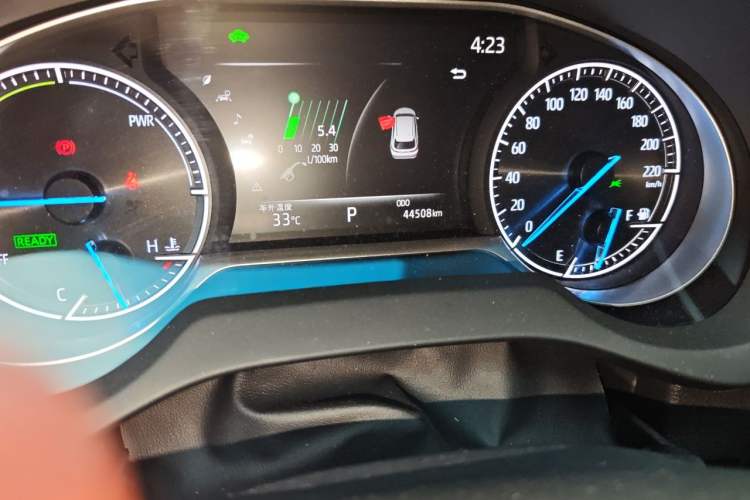 Used Toyota Venza 2022 Dual-Engine 2.5L CVT Two-Wheel Drive Prestige Edition Odometer Close Up