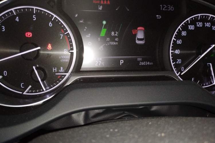 Used Toyota Venza 2022 2.0L CVT Two-Wheel Drive Prestige Edition Odometer Close Up