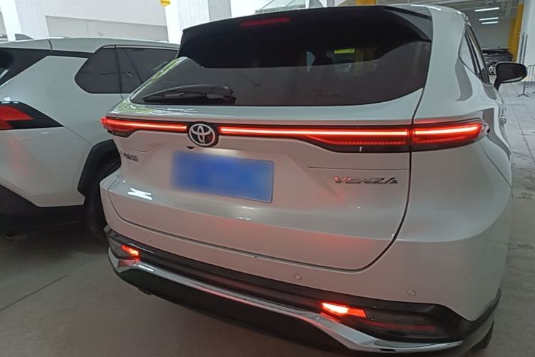 Used Toyota Venza 2022 2.0L CVT Two-Wheel Drive Prestige Edition Rear