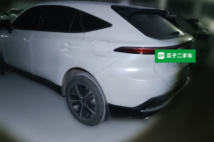 Used Toyota Venza 2022 2.0L CVT Two-Wheel Drive Luxury Edition Rear Left 45 Deg