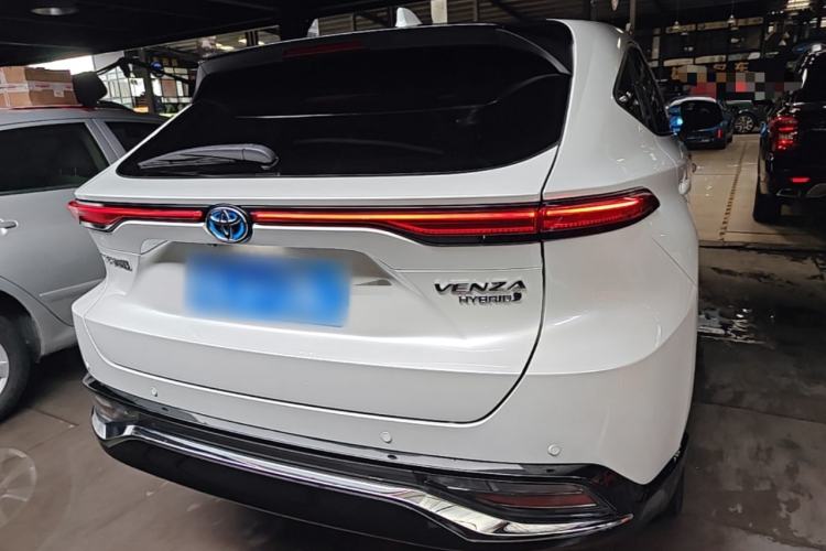Used Toyota Venza 2022 Dual-Engine 2.5L CVT Two-Wheel Drive Prestige Edition Rear