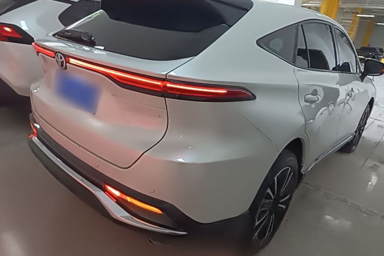 Used Toyota Venza 2022 2.0L CVT Two-Wheel Drive Prestige Edition Rear Right 45 Deg