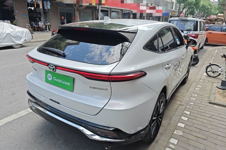 Used Toyota Venza 2022 2.0L CVT Two-Wheel Drive Prestige Edition Rear Right 45 Deg