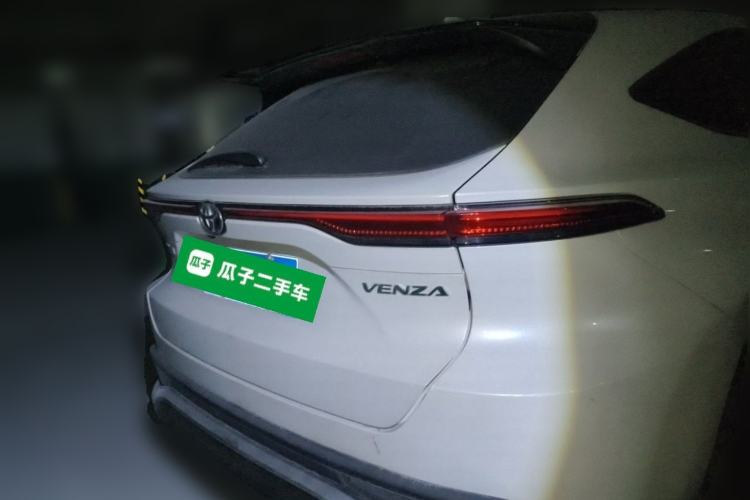 Used Toyota Venza 2022 2.0L CVT Two-Wheel Drive Luxury Edition Rear