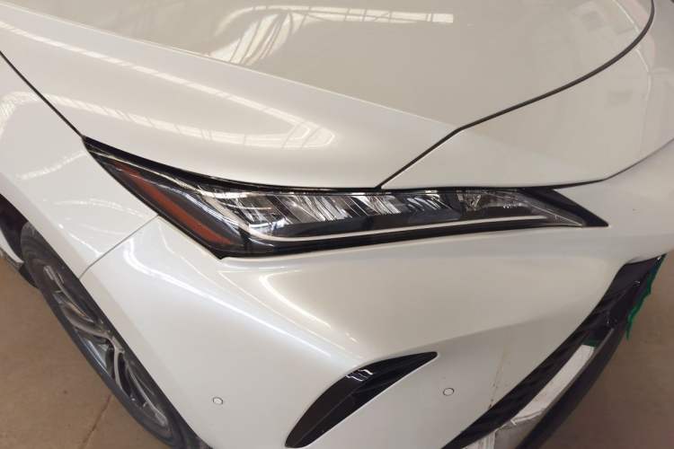 Used Toyota Venza 2022 2.0L CVT Two-Wheel Drive Luxury Edition Right Front Headlight