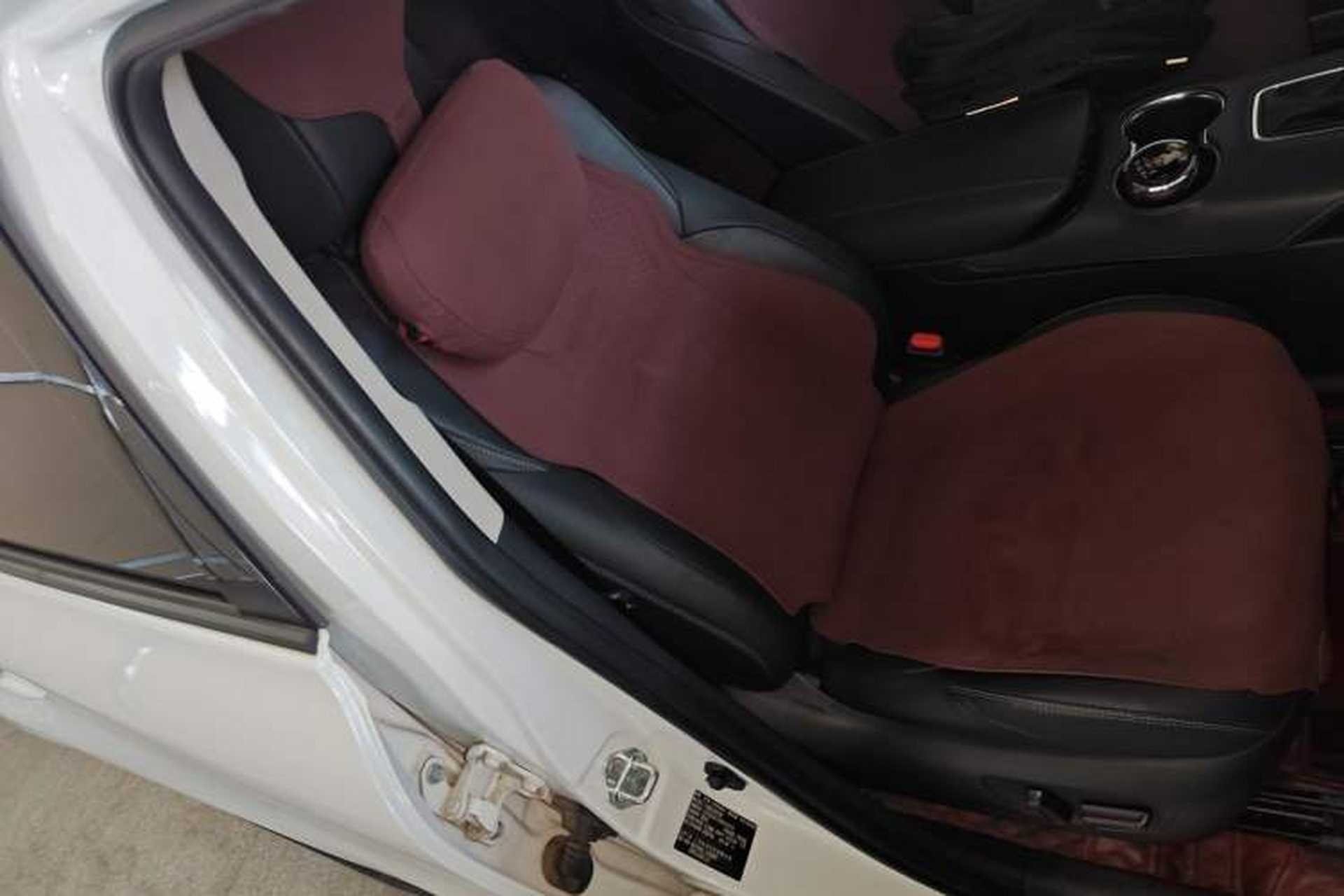 Used Toyota Venza 2022 2.0L CVT Two-Wheel Drive Prestige Edition Right Front Seat