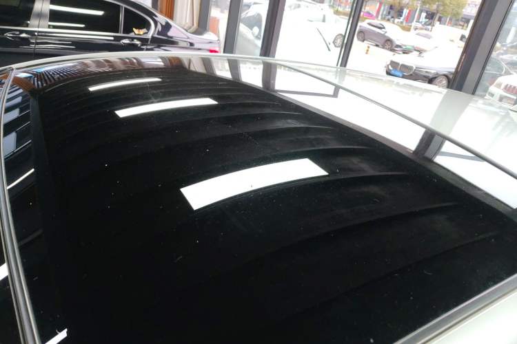Used Toyota Venza 2022 Dual-Engine 2.5L CVT Two-Wheel Drive Luxury Edition Roof