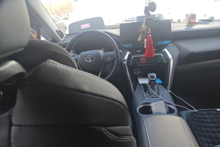 Used Toyota Venza 2022 2.0L CVT Two-Wheel Drive Prestige Edition Steering Wheel