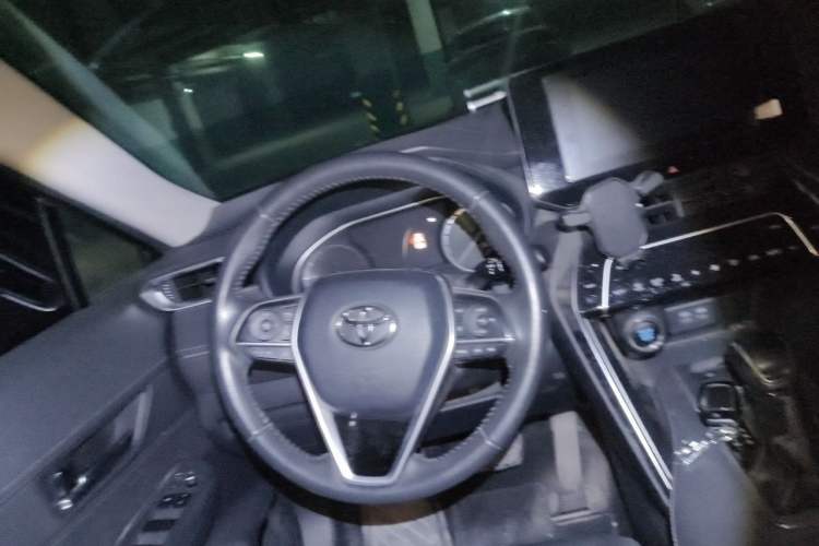 Used Toyota Venza 2022 2.0L CVT Two-Wheel Drive Luxury Edition Steering Wheel