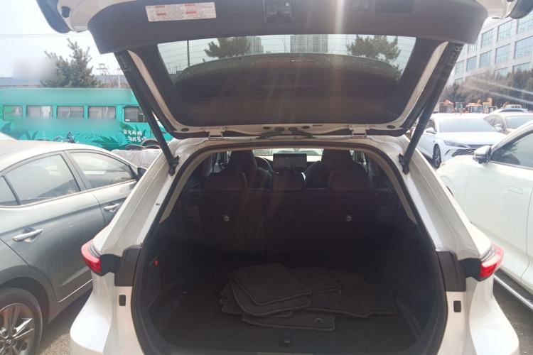 Used Toyota Venza 2022 2.0L CVT Two-Wheel Drive Prestige Edition Trunk