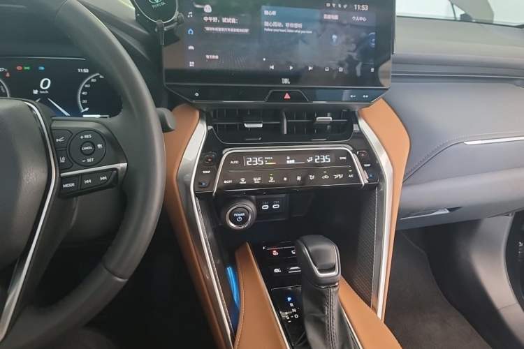 Used Toyota Venza 2023 2.5L Smart Electric Hybrid Dual-Drive Prestige Version Audio And AC Panel