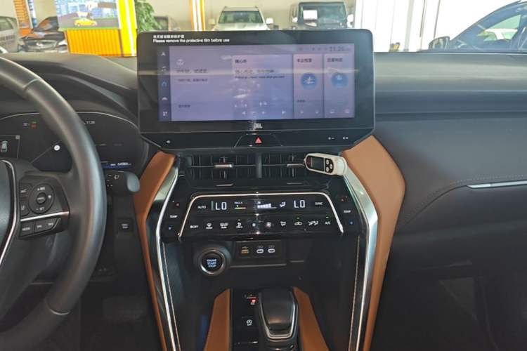Used Toyota Venza 2023 2.0L CVT Two-Wheel Drive Prestige Version Audio And AC Panel