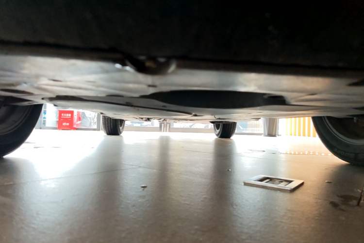 Used Toyota Venza 2023 2.0L CVT Two-Wheel Drive Prestige Version Chassis Front