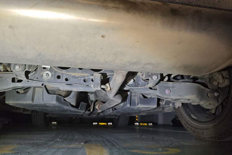 Used Toyota Venza 2023 2.0L CVT Two-Wheel Drive Prestige Version Chassis Rear