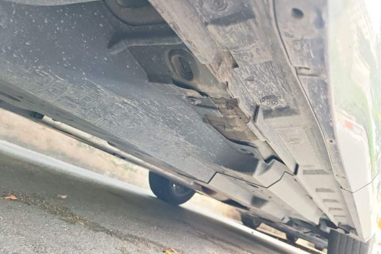 Used Toyota Venza 2023 2.0L CVT Two-Wheel Drive Prestige Version Chassis Rear Right