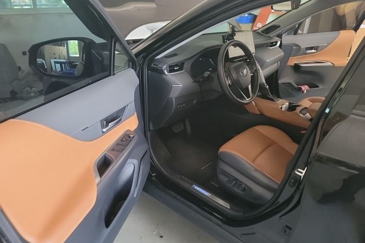 Used Toyota Venza 2023 2.5L Smart Electric Hybrid Dual-Drive Prestige Version Driver Seat