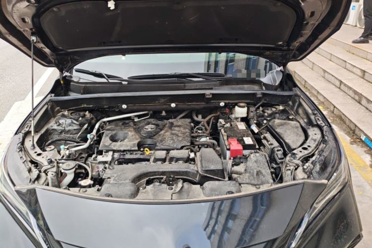 Used Toyota Venza 2023 2.0L CVT Two-Wheel Drive Luxury Edition Engine Bay