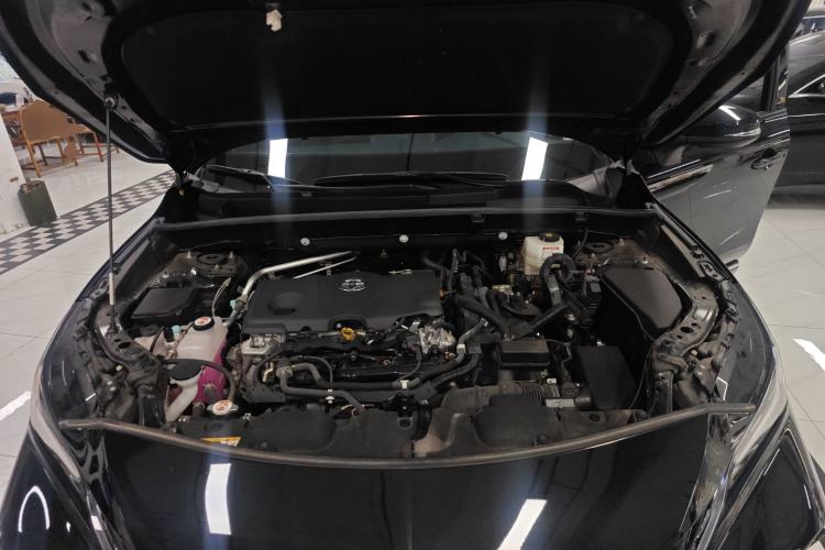 Used Toyota Venza 2023 2.5L Smart Electric Hybrid Dual-Drive Prestige Version Engine Bay