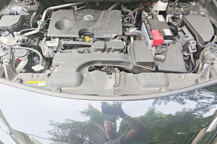 Used Toyota Venza 2023 2.0L CVT Two-Wheel Drive Prestige Version Engine Bay
