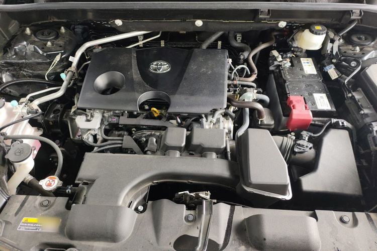 Used Toyota Venza 2023 2.0L CVT Two-Wheel Drive Luxury Edition Engine Bay