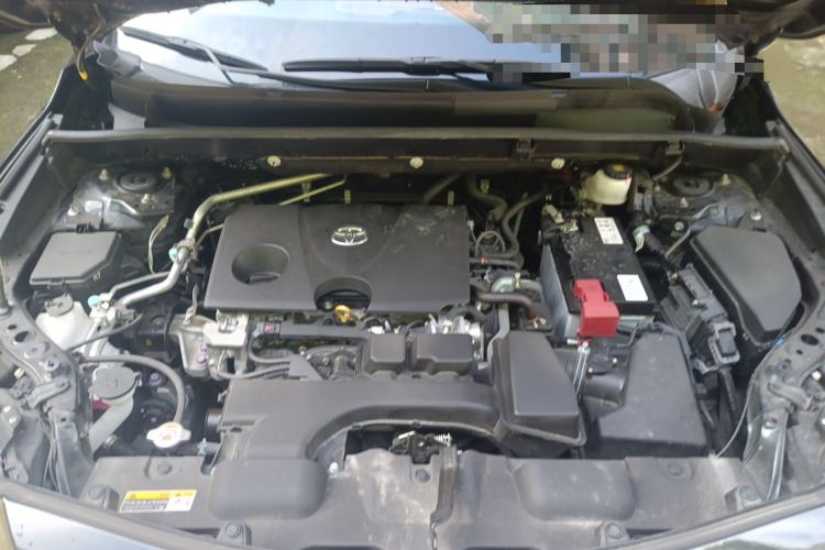 Used Toyota Venza 2023 2.0L CVT Two-Wheel Drive Prestige Version Engine Bay