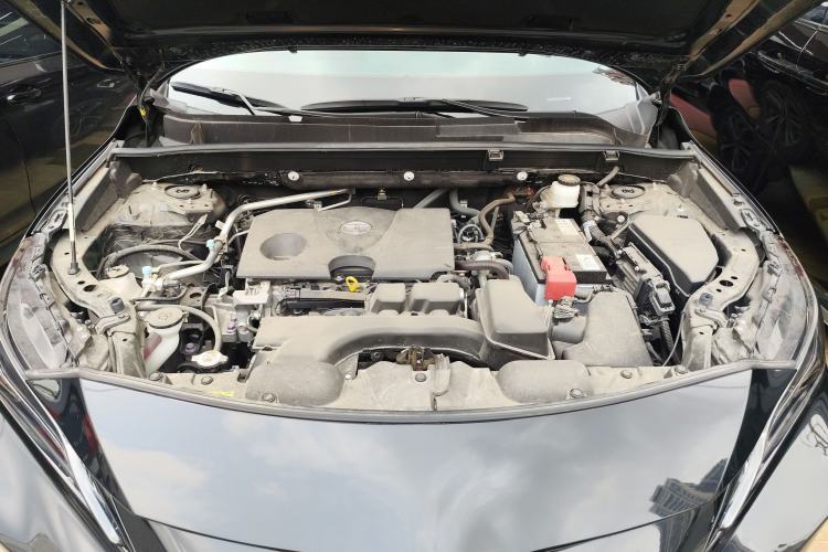 Used Toyota Venza 2023 2.0L CVT Two-Wheel Drive Luxury Edition Engine Bay