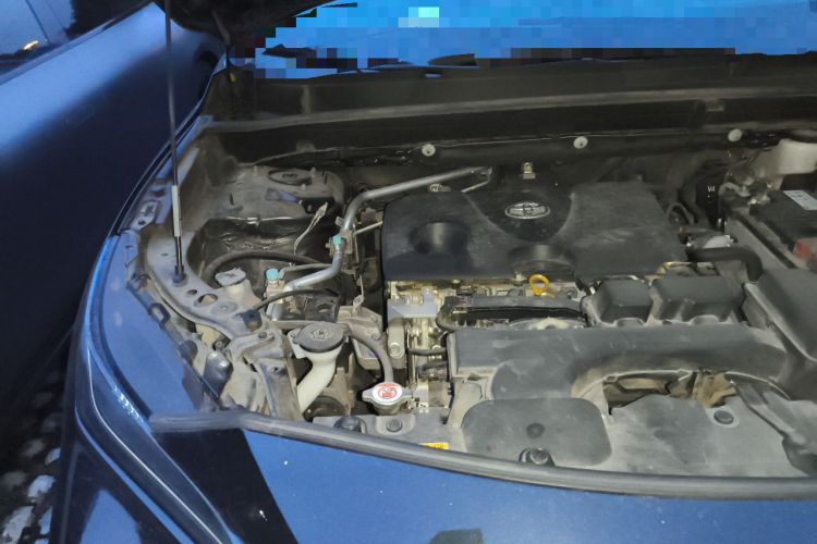 Used Toyota Venza 2023 2.0L CVT Two-Wheel Drive Luxury Edition Engine Bay Right