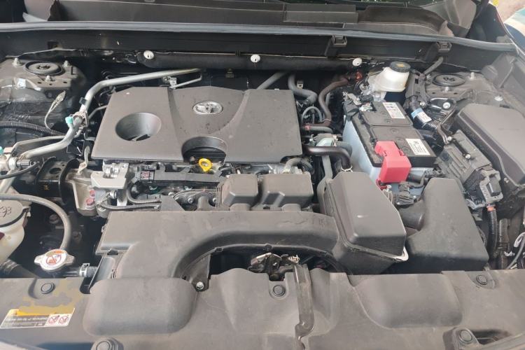 Used Toyota Venza 2023 2.0L CVT Two-Wheel Drive Luxury Edition Engine Bay