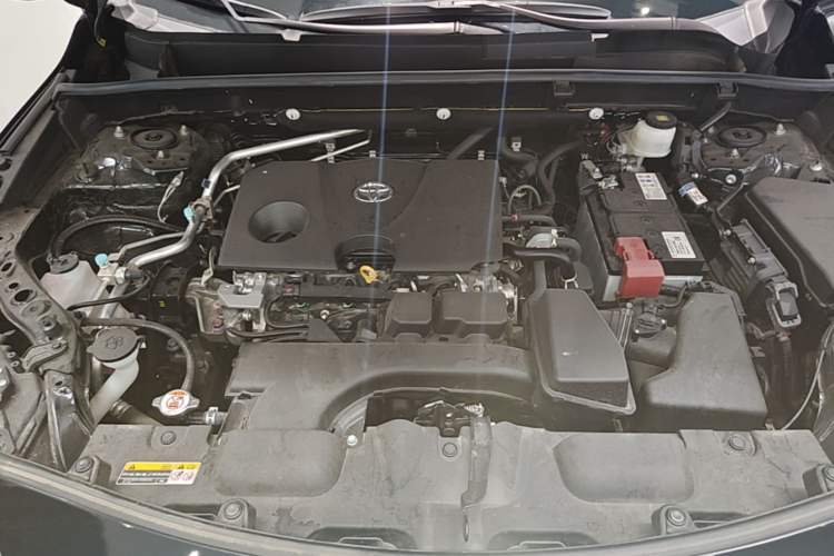 Used Toyota Venza 2023 2.0L CVT Two-Wheel Drive Luxury Edition Engine Bay