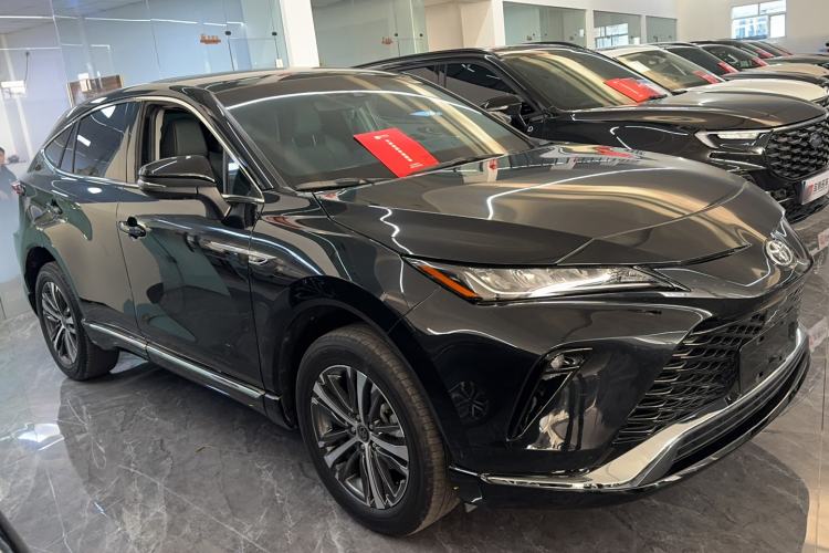 Used Toyota Venza 2023 2.0L CVT Two-Wheel Drive Luxury Edition Exterior 2