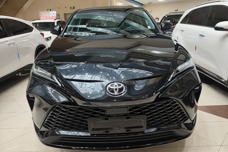 Used Toyota Venza 2023 2.0L CVT Two-Wheel Drive Luxury Edition Front